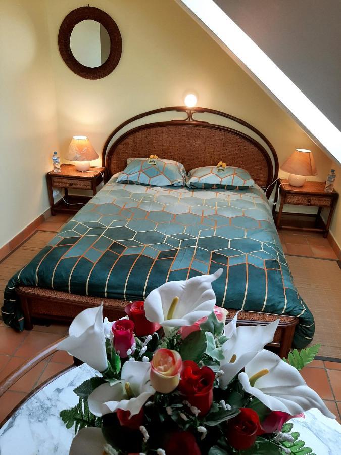 Villa Avec Piscine Proche Disneyland Et Paris แซ็งต์-ทีโบลต์-เดส์-วีญส์ ภายนอก รูปภาพ