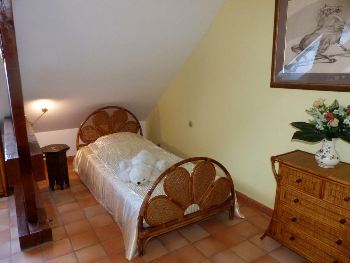 Villa Avec Piscine Proche Disneyland Et Paris แซ็งต์-ทีโบลต์-เดส์-วีญส์ ภายนอก รูปภาพ